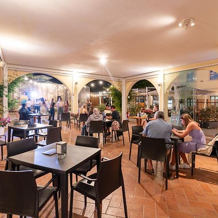 فندق Club Del Sole Viareggio Family Collection توري ديل لاغو بوتشيني المظهر الخارجي الصورة