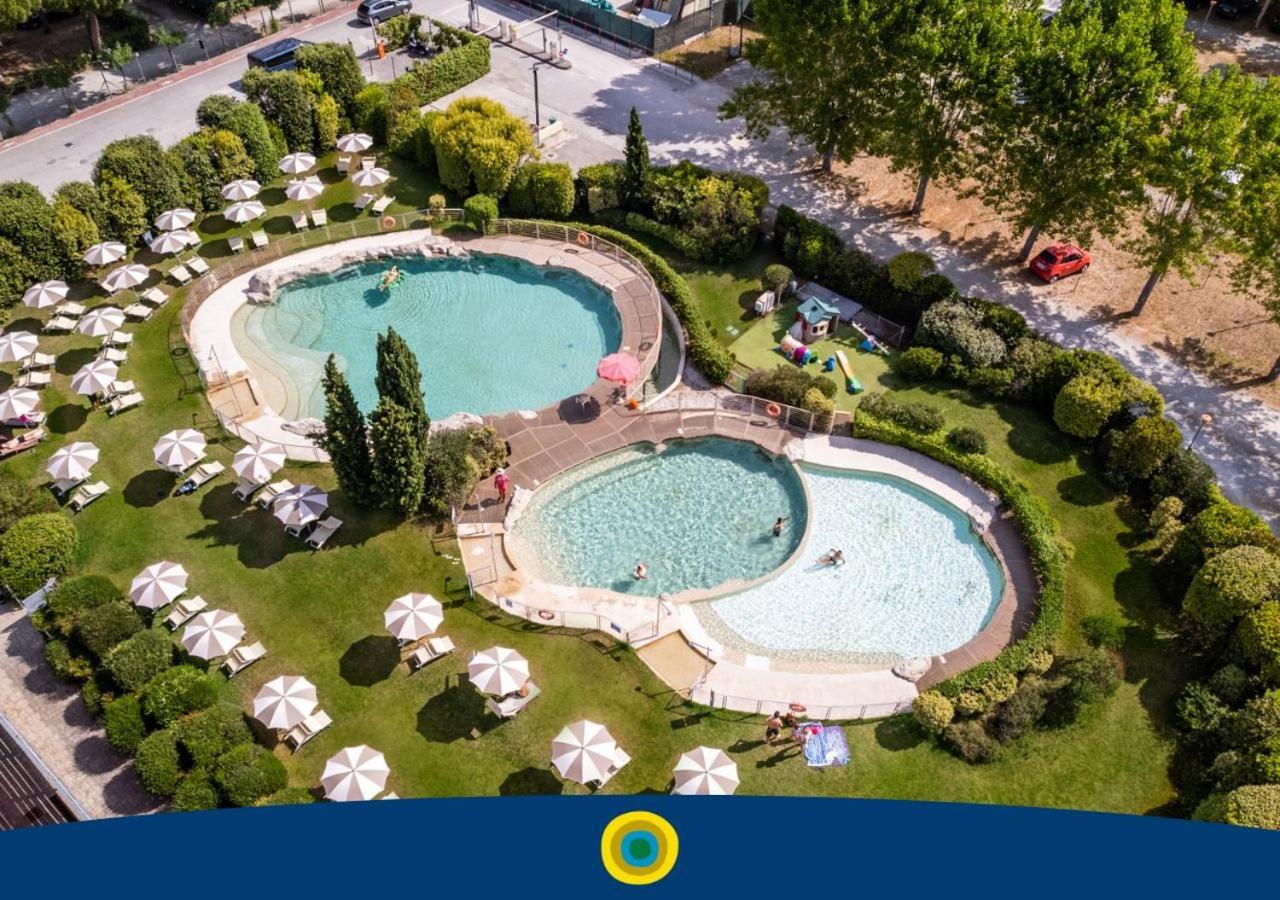 فندق Club Del Sole Viareggio Family Collection توري ديل لاغو بوتشيني المظهر الخارجي الصورة